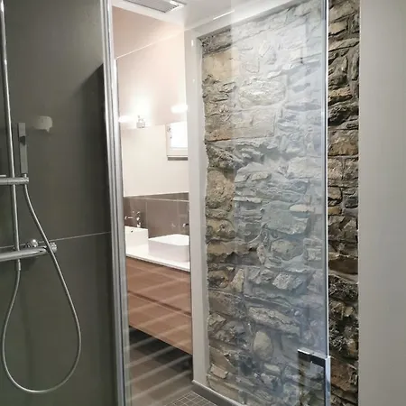 Lacum Lux Villa